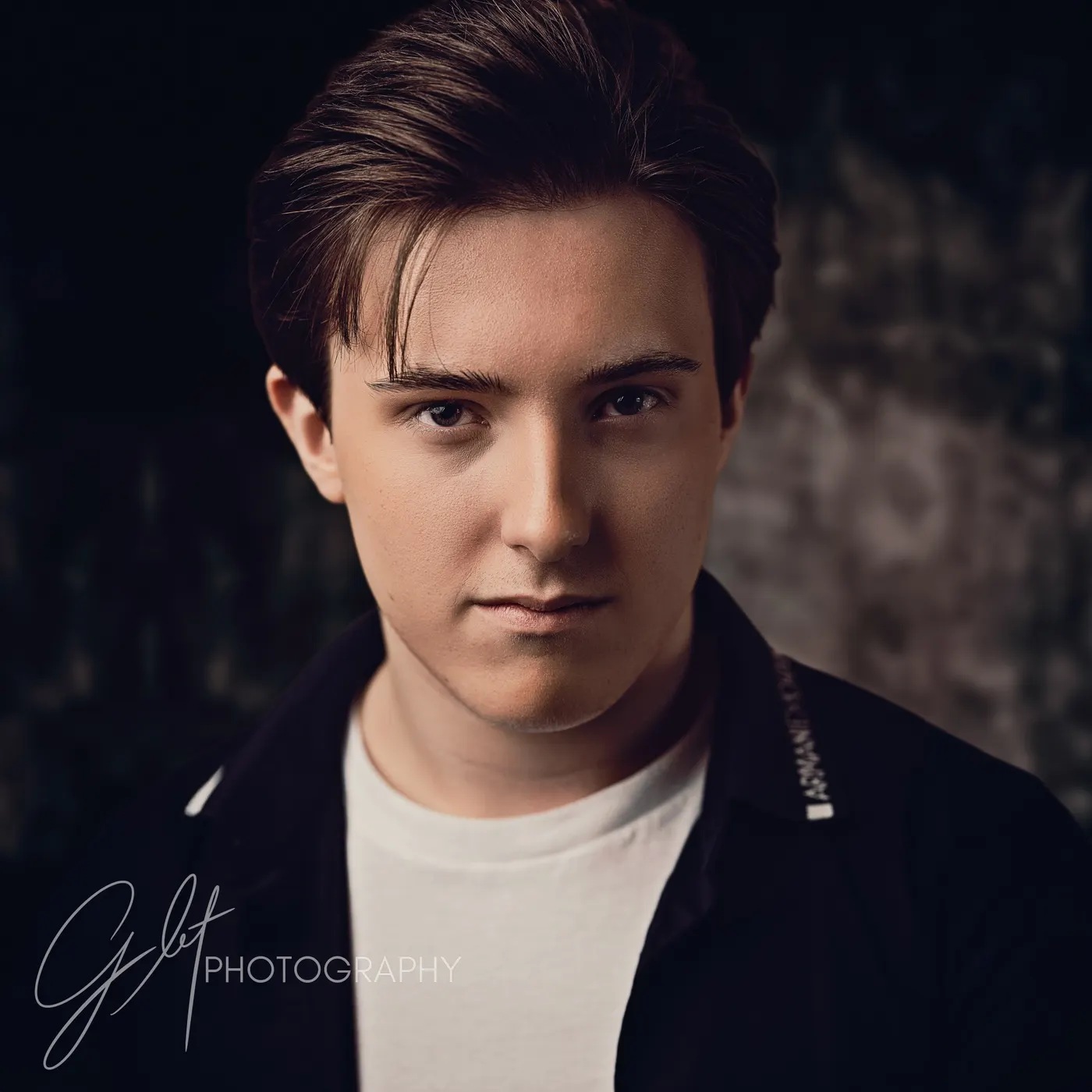 A leading-role theatre headshot